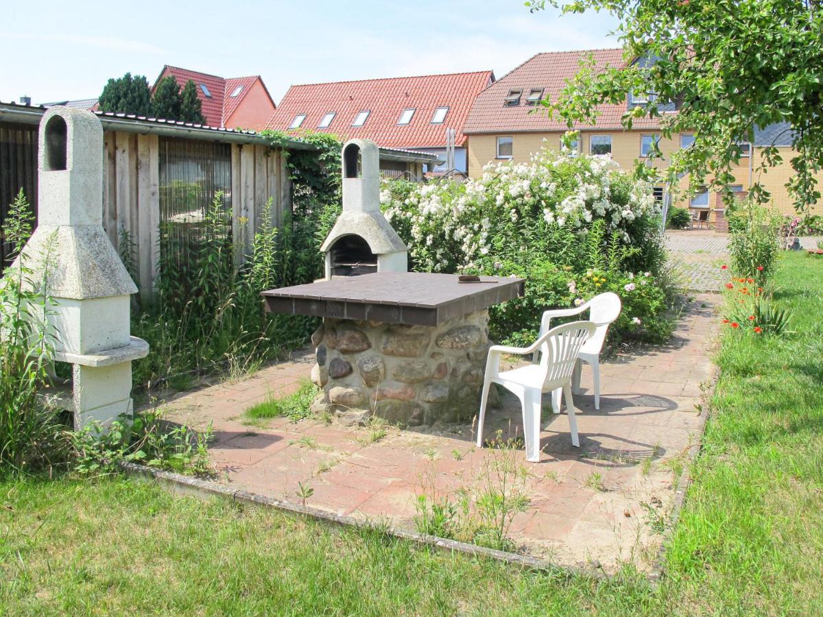 Apartment Old Huesung - Muz325 By Interhome Mirow Zewnętrze zdjęcie